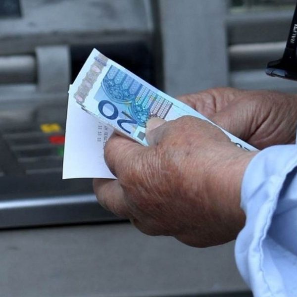 Συντάξεις Απριλίου 2026: Πότε θα καταβληθούν - Οι ημερομηνίες