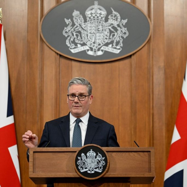 Βρετανία: Εξετάζει να στείλει drones ανίχνευσης ναρκών στον Περσικό Κόλπο