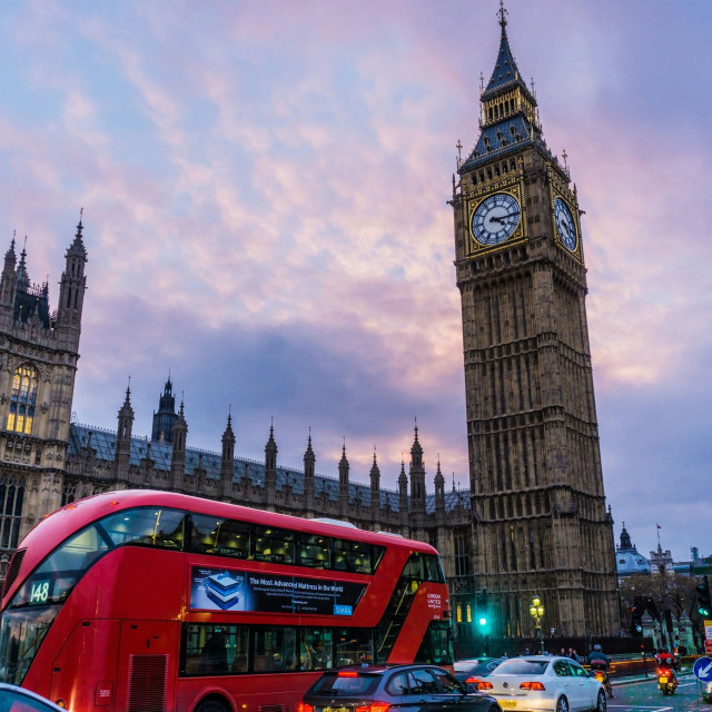 Ο Μοτζτάμπα φέρεται να έχει πολυτελή ακινήτα στο Λονδίνο - Δύο με θέα την πρεσβεία του Ισραήλ