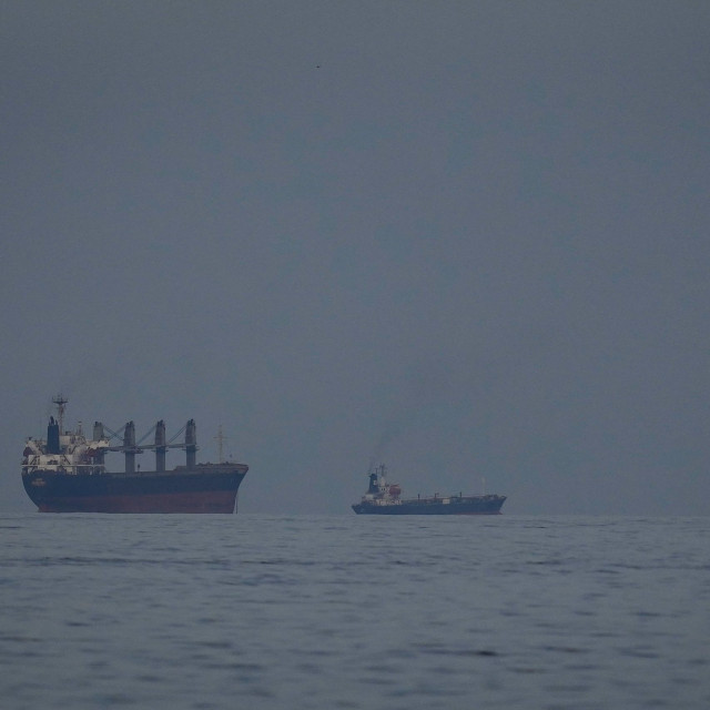 Στενά του Ορμούζ: Σε ποιες χώρες επιτρέπει το Ιράν τη διέλευση των πλοίων τους