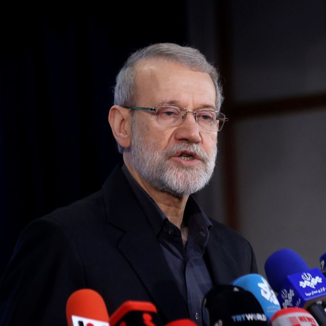 Λαριτζανί προς μουσουλμανικά έθνη: «Σε ποια πλευρά είστε;»