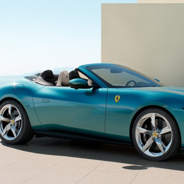 Η Amalfi Spider είναι η νέα ανοιχτή Ferrari