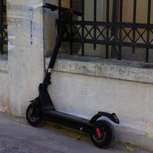 Κέρκυρα: 14χρονος έπεσε από πατίνι – Νοσηλεύεται στη ΜΕΘ του Αγία Σοφία