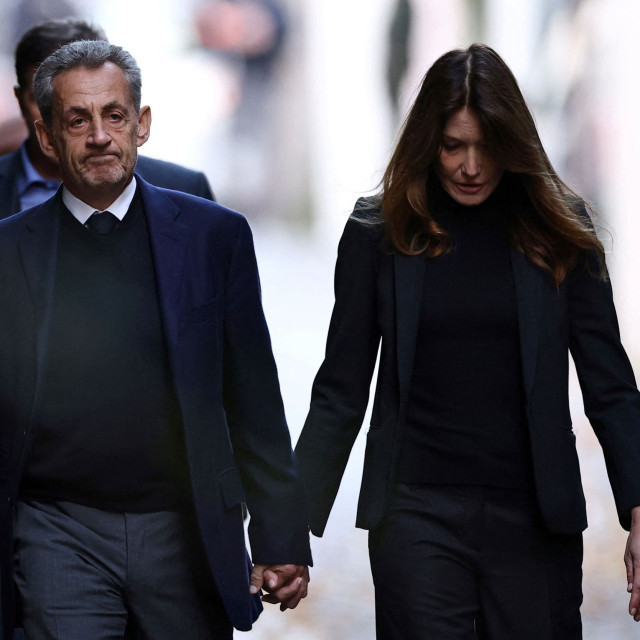 Ξανά στο δικαστήριο ο Σαρκοζί: Εκδικάζεται η έφεσή του για την υπόθεση χρηματοδότησης από τη Λιβύη