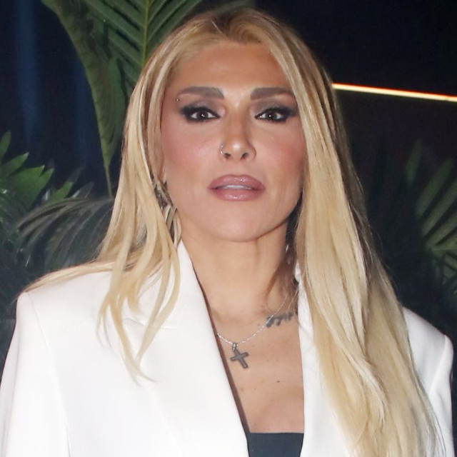 Αντιδρά η αδελφή του Μπάμπη Λαζαρίδη κατά της Αγγελικής Ηλιάδη: «Προσβάλλει τη μνήμη του»