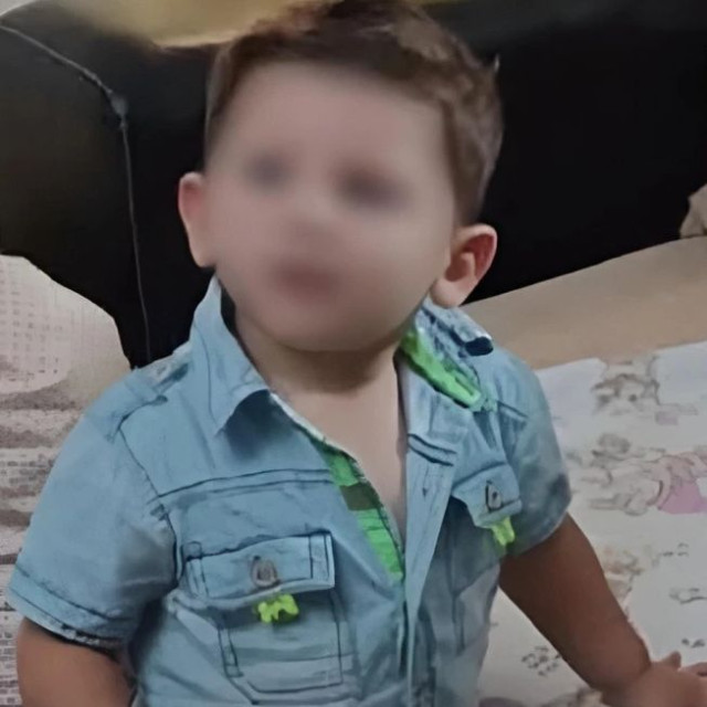 Ηράκλειο: Διακόπηκε η δίκη για τον θάνατο του 3χρονου Άγγελου – Αρνούνται τις κατηγορίες οι γονείς