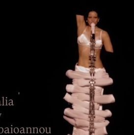 Δημήτρης Παπαϊωάννου: Μεταμόρφωσε την Rosalía σε «Αφροδίτη της Μήλου»