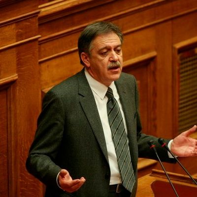 Ο Κουκουλόπουλος διαδέχεται τον Κωνσταντινόπουλο στη θέση του αντιπροέδρου της Βουλής