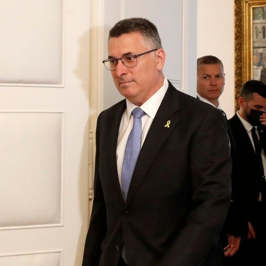 Ισραηλινός ΥΠΕΞ: Υπήρχε αμοιβή 10 εκατ. δολαρίων για το κεφάλι του Λαριτζανί – Το κάναμε δωρεάν