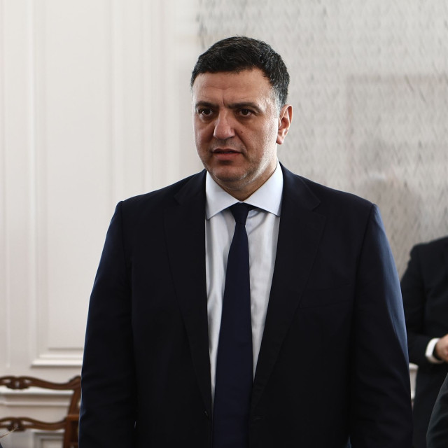 Το Πόθεν Έσχες του Βασίλη Κικίλια