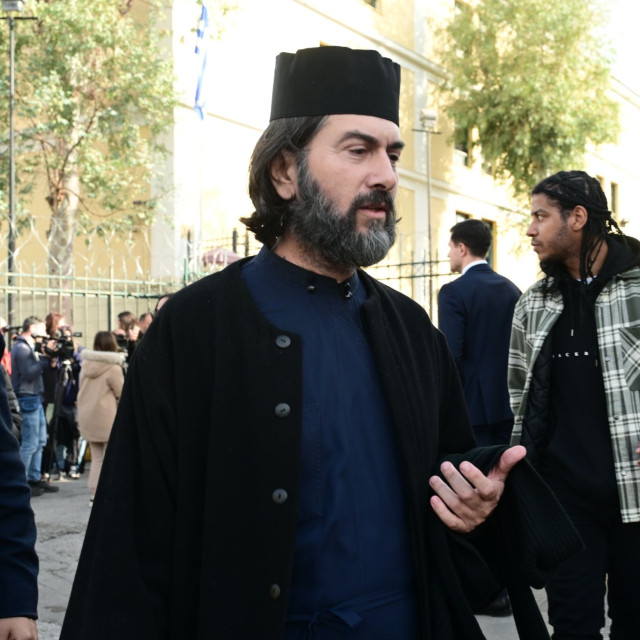 Πατέρας Αντώνιος: «Έχω εξουθενωθεί, θέλω να δικαστώ» - Διεκόπη για τις 7 Μαΐου η δίκη