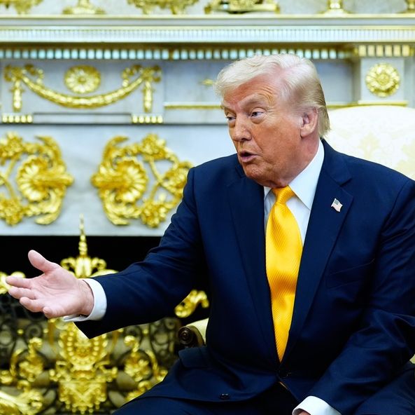 Ο Τραμπ «πάγωσε» την Τακαΐτσι: «Γιατί δεν μας είπες για το Περλ Χάρμπορ;» - Βίντεο