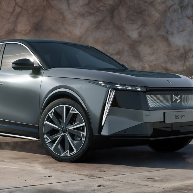 Το καινούργιο DS Nο7 είναι πιο ώριμο και πολυτελές!