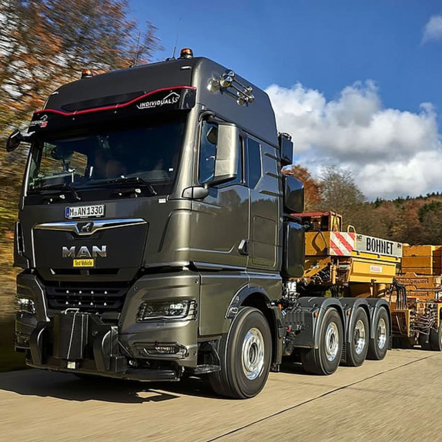 MAN TGX 41.640: Το φορτηγό-θηρίο που μπορεί να μετακινήσει έως 250 τόνους