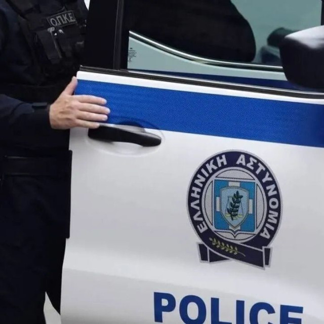 Ρέθυμνο: Ζευγάρι έκανε μικροκλοπές από ανασφάλιστα αυτοκίνητα… με μωρό ενός έτους αγκαλιά