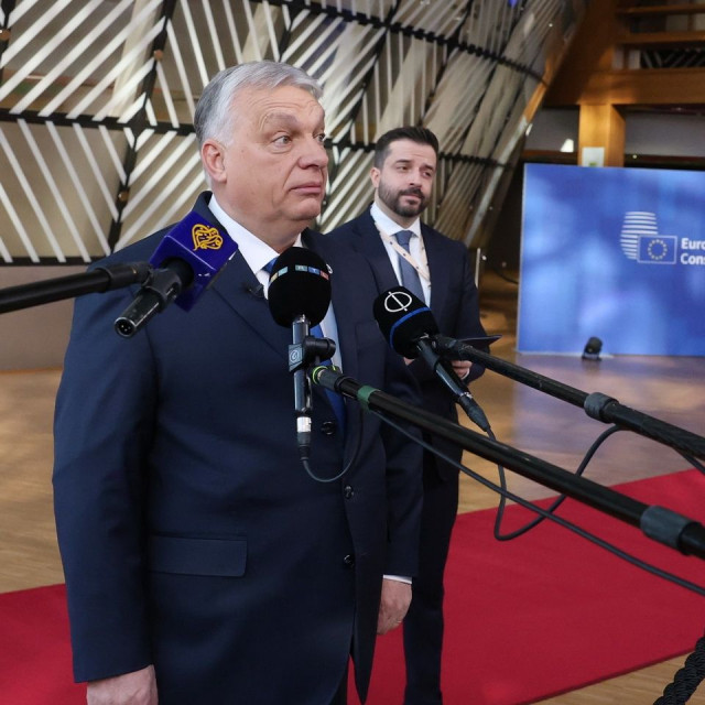 Σύγκρουση στην ΕΕ για το δάνειο στην Ουκρανία: Ο Μερτς καταγγέλλει την «ανεντιμότητα» του Όρμπαν