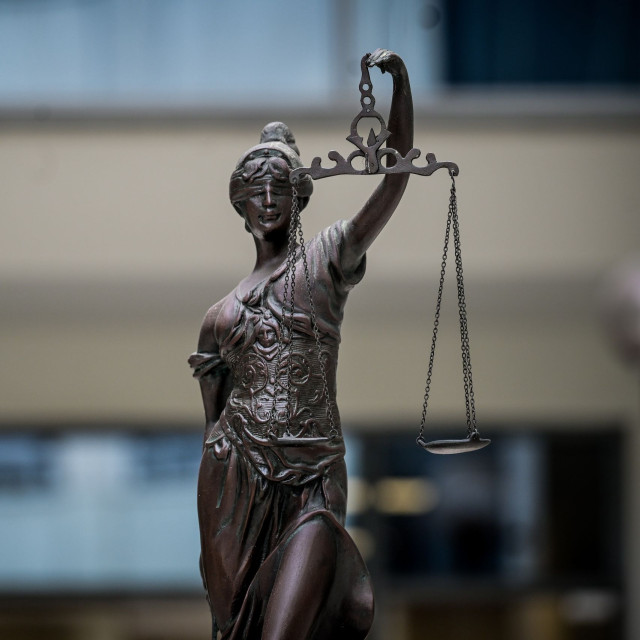 Η Ένωση Εισαγγελέων καταδικάζει δηλώσεις για την υπόθεση Τεμπών – Έκκληση για σεβασμό στη Δικαιοσύνη