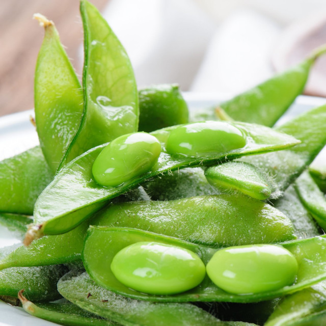 Τι κάνει τα φασόλια Edamame τόσο υγιεινά: Οφέλη, διατροφική αξία και τι να προσέξετε