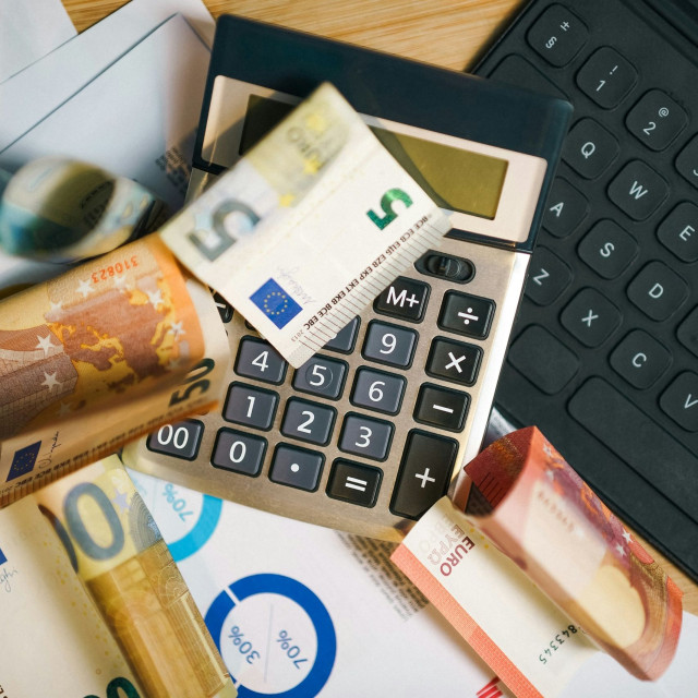 Συντάξεις: Οι οριστικές ημερομηνίες πληρωμής για τα χρήματα του Απριλίου