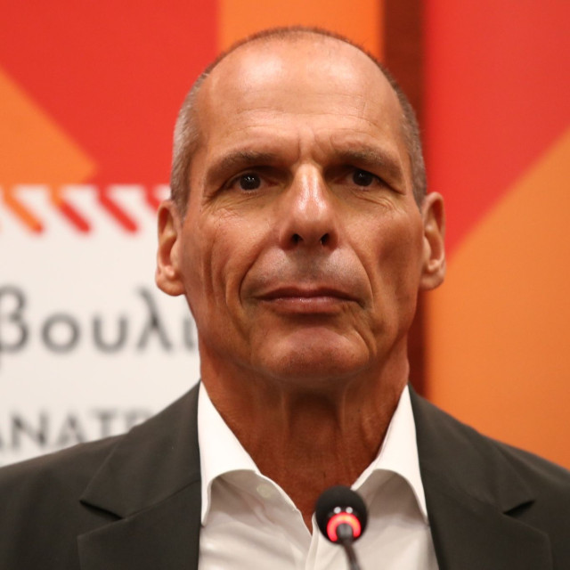 Βαρουφάκης στη Hurriyet: «Η Τουρκία φέρθηκε έξυπνα, ενώ εμείς γίναμε δορυφόρος του Ισραήλ»