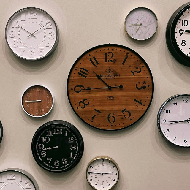 Πότε αλλάζει η ώρα: «Χάνουμε» μια ώρα ύπνου