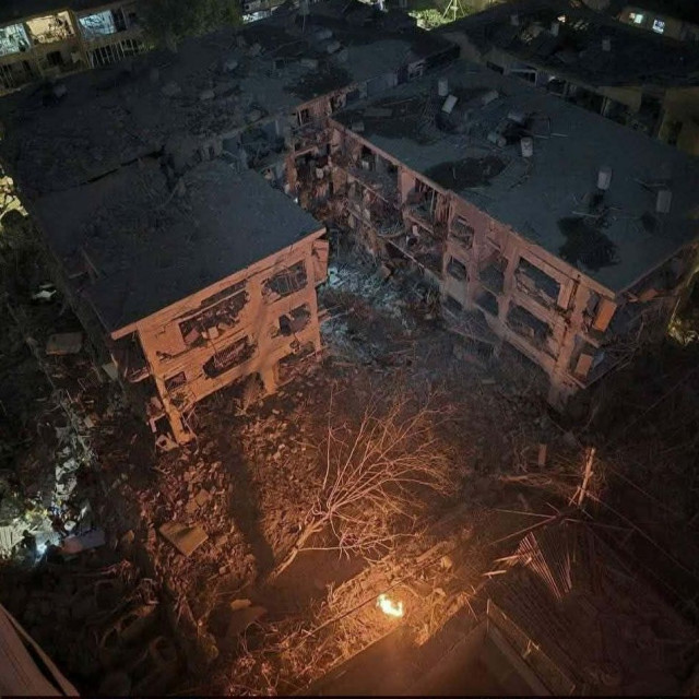 Άμεσο χτύπημα του Ιράν στο Αράντ: Άγνωστoς αριθμός αγνοουμένων - Μεγάλες ζημιές σε 9 κτήρια