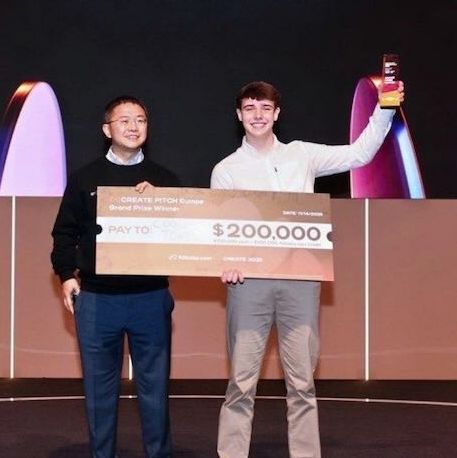 Ο 16χρονος που «τρέλανε» την αγορά με μια παγωμένη πετσέτα - Νίκησε 15.000 εφευρέτες παγκοσμίως