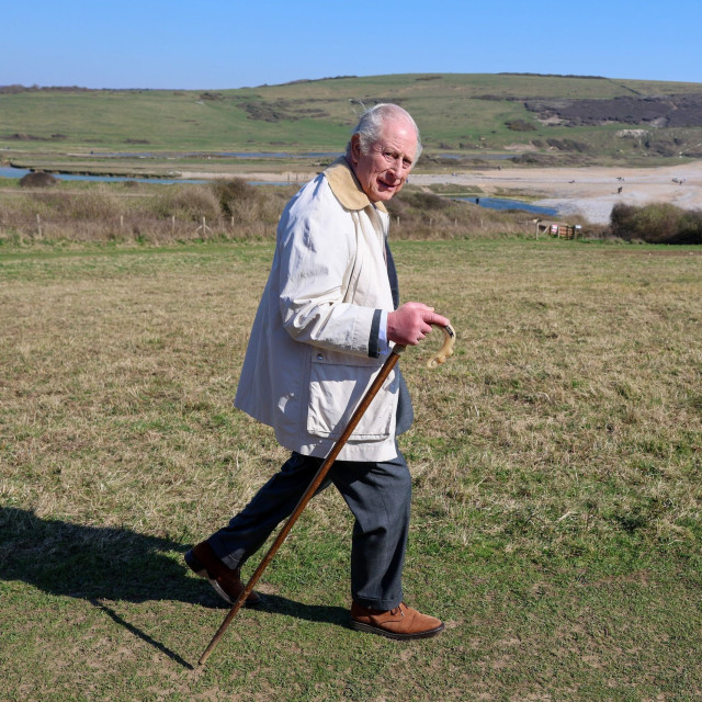 Ο γύρος της Αγγλίας σε 4.300 χλμ. - Ο βασιλιάς Κάρολος εγκαινίασε το μεγαλύτερο μονοπάτι του κόσμου