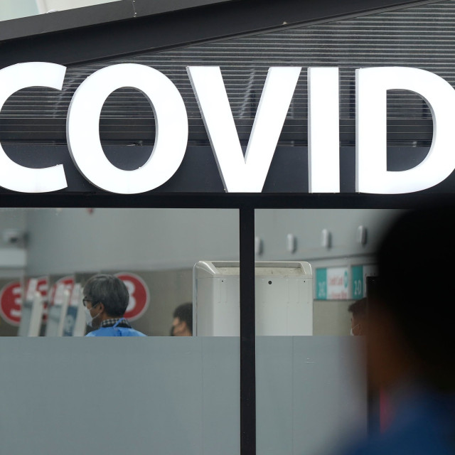 Washington Post: Τέσσερις αλήθειες για τον κορονοϊό που κινδυνεύουν να γίνουν μύθος στον χρόνο