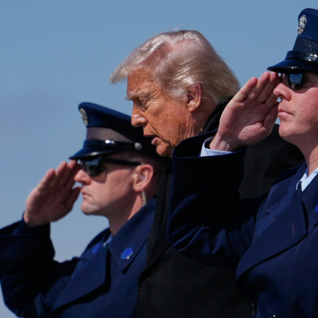 Axios: Ετοιμάζεται συνάντηση στο Πακιστάν με Αμερικανούς και τον πρόεδρο του κοινοβουλίου του Ιράν