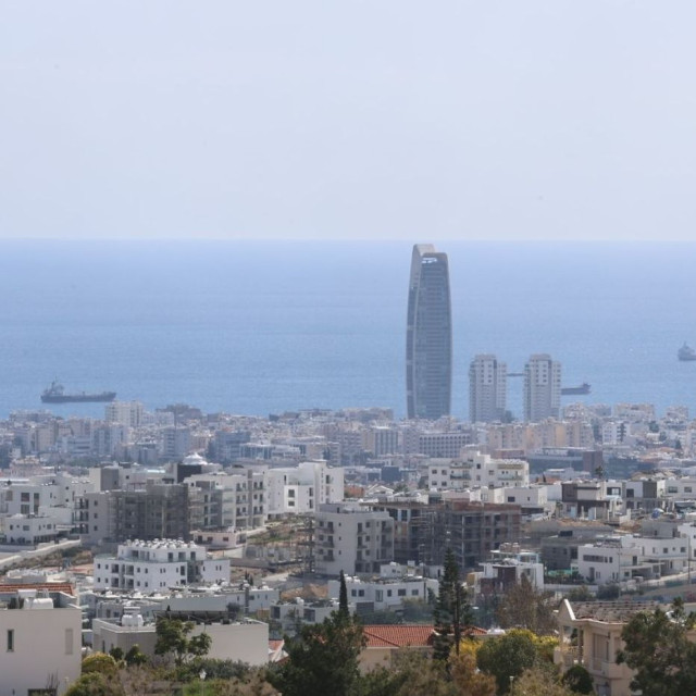 Telegraph: Η Κύπρος ζητά νέα συμφωνία ασφάλειας με τη Βρετανία για τις βάσεις