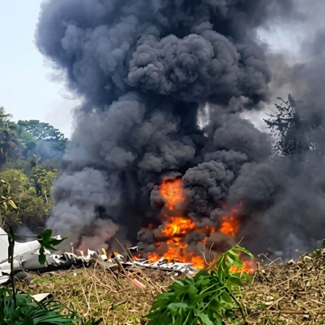 Κολομβία: Τους 66 έφτασαν οι νεκροί από τη συντριβή του μεταγωγικού αεροσκάφους C-130 Hercules