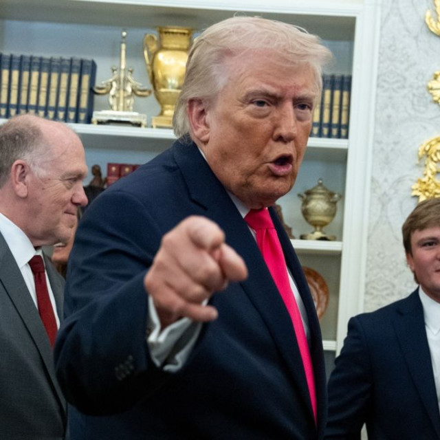 Guardian: Πόσο πιθανό είναι ο Τραμπ να διατάξει χερσαία επίθεση στο Ιράν;