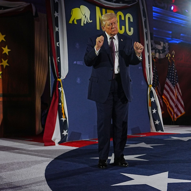 Liveblog: Τραμπ: «Το Ιράν θέλει τόσο πολύ να κάνει συμφωνία, αλλά φοβούνται να το πουν»