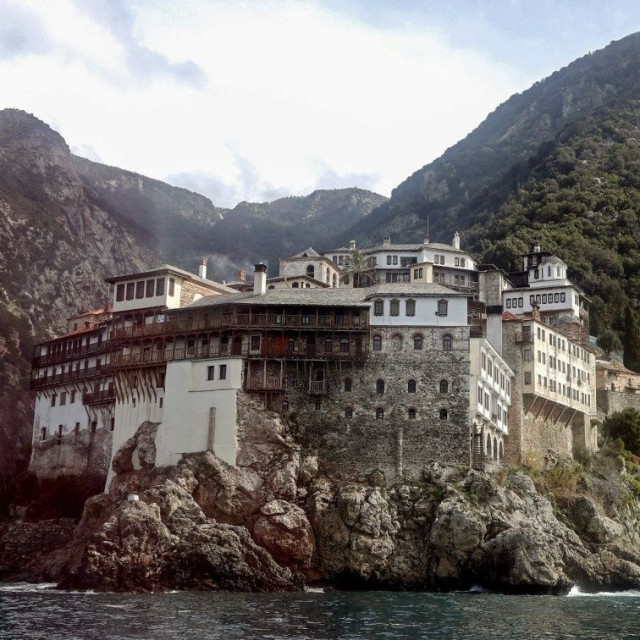 Σεισμός στο Άγιο Όρος: «Δεν υπάρχει κίνδυνος αυτή τη στιγμή», λέει ο Διοικητής Αλκιβιάδης Στεφανής