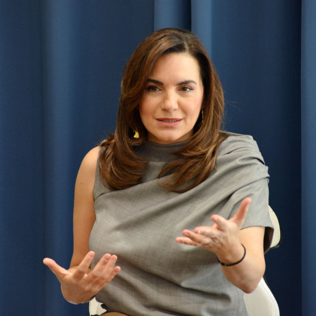 Όλγα Κεφαλογιάννη: Επιζήμια για την ανάπτυξη των παιδιών η εναλλαγή κατοικίας, λέει ο δικηγόρος της