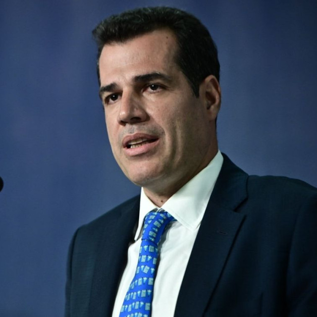 Πλεύρης: «Το ΠΑΣΟΚ δεν μπορεί να κρύβεται άλλο» - Σφοδρή επίθεση για τον κανονισμό επιστροφών