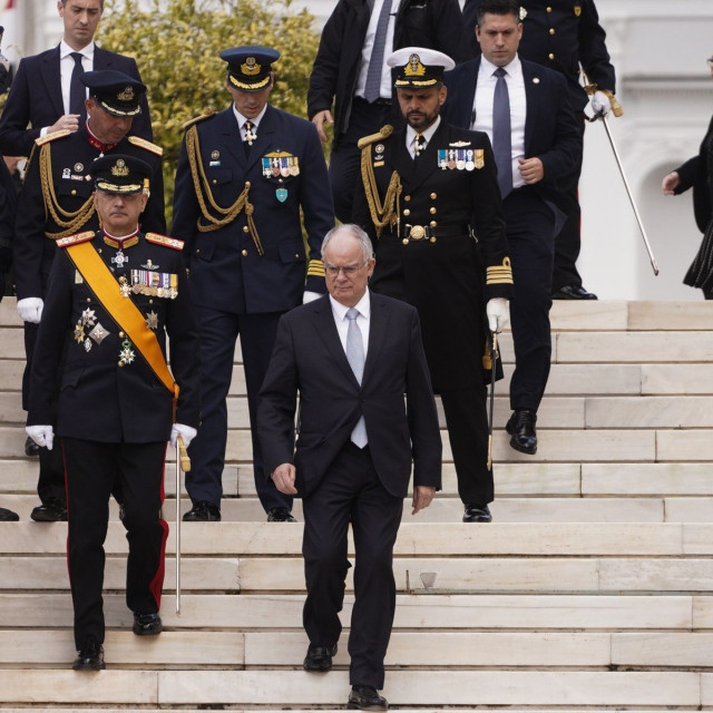 Το lapsus linguae Τασούλα μετά την παρέλαση, το βίντεο ΠΑΣΟΚ για το 1981 και οι haters