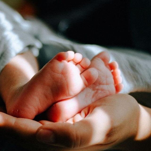 Πάτρα: Το «Χαμόγελο» προειδοποιούσε από το 2024 για την οικογένεια του κακοποιημένου βρέφους