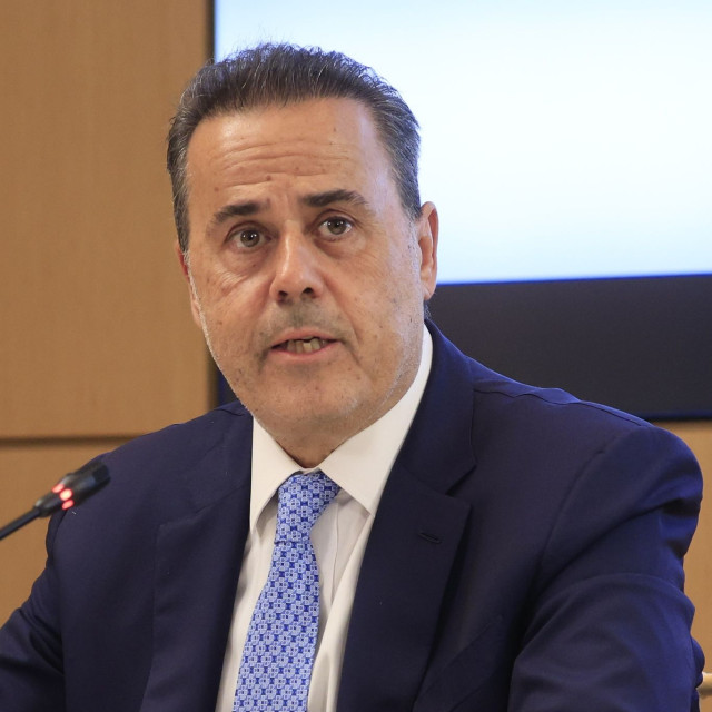 Παπασταύρου: Μέσα στον Απρίλιο οι υπογραφές για το γεωτρύπανο που θα τρυπήσει στο Ιόνιο