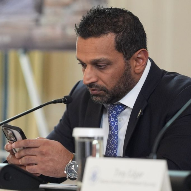 Χάκερς που συνδέονται με το Ιράν, ισχυρίζονται πως παραβίασαν το e-mail του διευθυντή του FBI