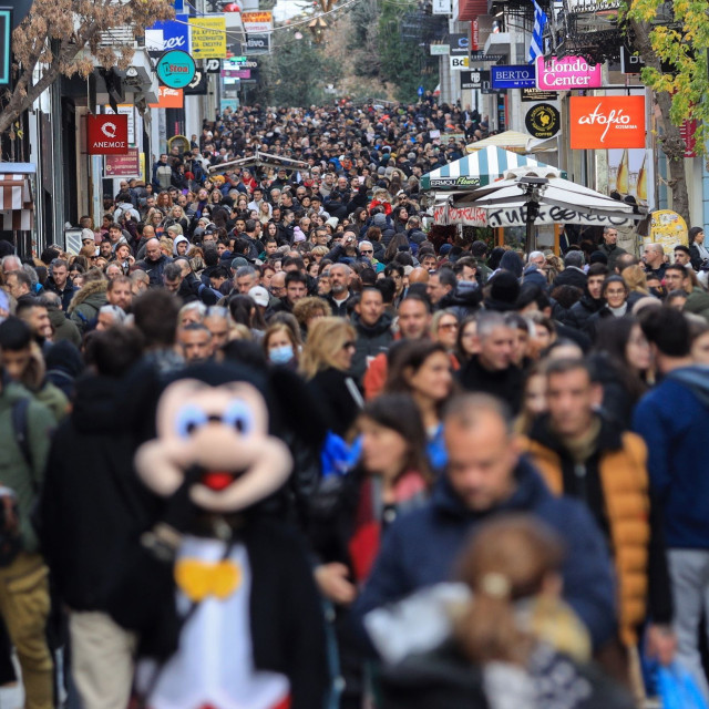 Εορταστικό ωράριο Πάσχα: Πώς θα λειτουργήσουν τα καταστήματα - Ποιες μέρες θα είναι κλειστά