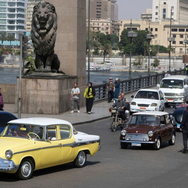 Η πόλη που δεν κοιμάται ποτέ πηγαίνει για ύπνο στις 21:00 - Αυστηρά μέτρα ελλείψει καυσίμων