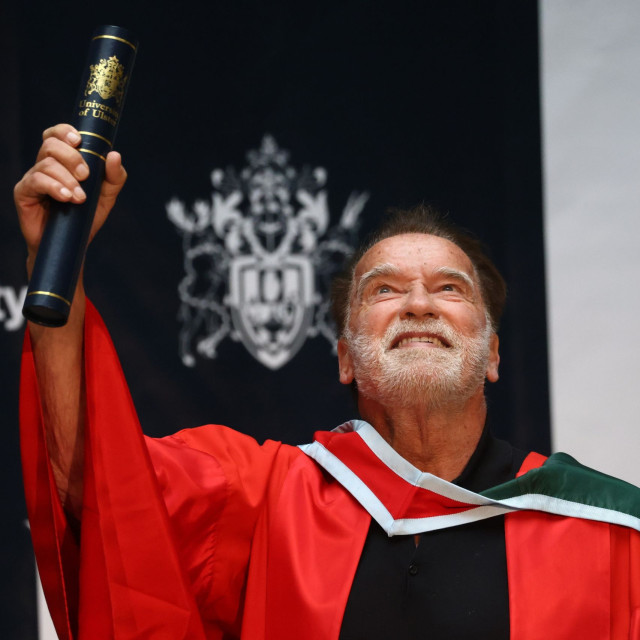 Ο Άρνολντ Σβαρτσενέγκερ έγινε... διδάκτορας