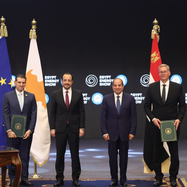 Κύπρος: Υπέγραψε συμφωνία με την Αίγυπτο για ανάπτυξη κοιτασμάτων στην ΑΟΖ της