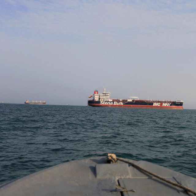 Στενά του Ορμούζ: Αποφασισμένες να πάρουν τον έλεγχο οι ΗΠΑ - Τι θα κάνουν Ιράν και Κίνα