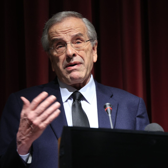 Νέα παρέμβαση Σαμαρά: Ο πατριωτισμός ενώνει, δεν διαιρεί