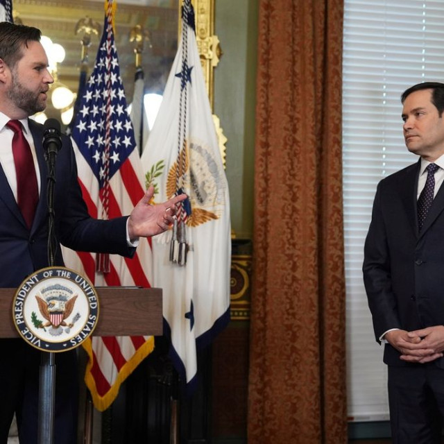 «Βανς ή Ρούμπιο»: Ο πόλεμος στο Ιράν ανεβάζει τα διακυβεύματα για τις προεδρικές του 2028 στις ΗΠΑ