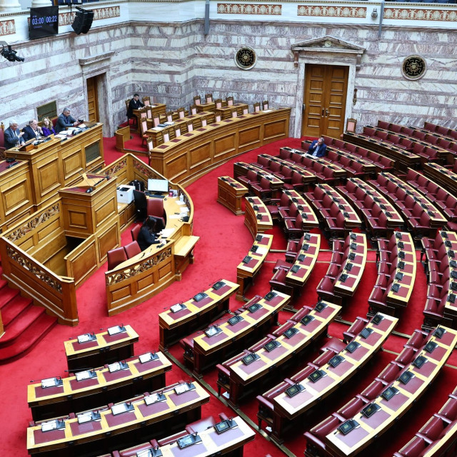 Πέρασε από την επιτροπή της Βουλής το Fuel Pass - Αύριο στην ολομέλεια το νομοσχέδιο