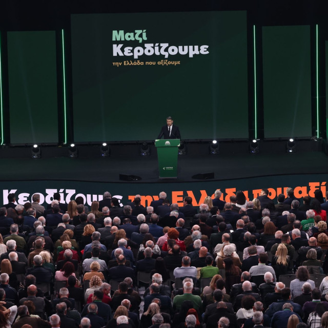 Συνέδριο ΠΑΣΟΚ: Πώς μια παράγραφος «έσωσε» την ενότητα και οδήγησε στο πιο «ήσυχο»